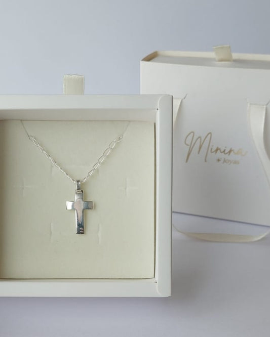 Cadena con cruz