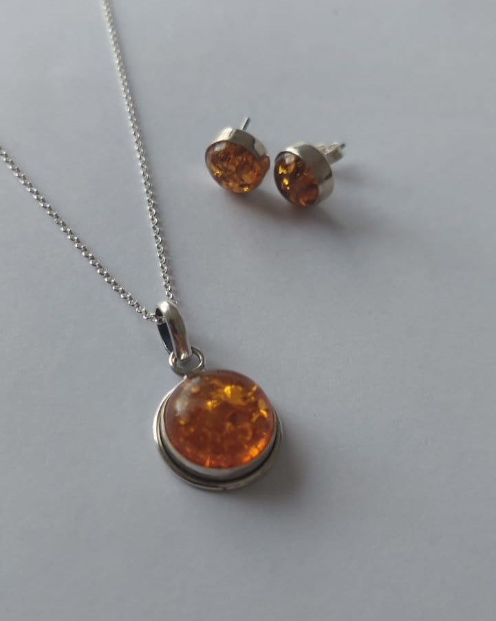 Colgante con piedra Ambar