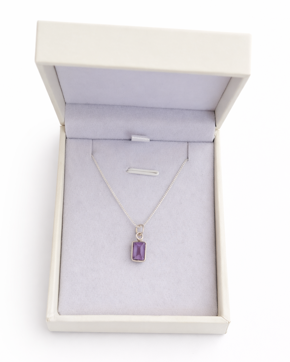 Cadena con piedra Amatista