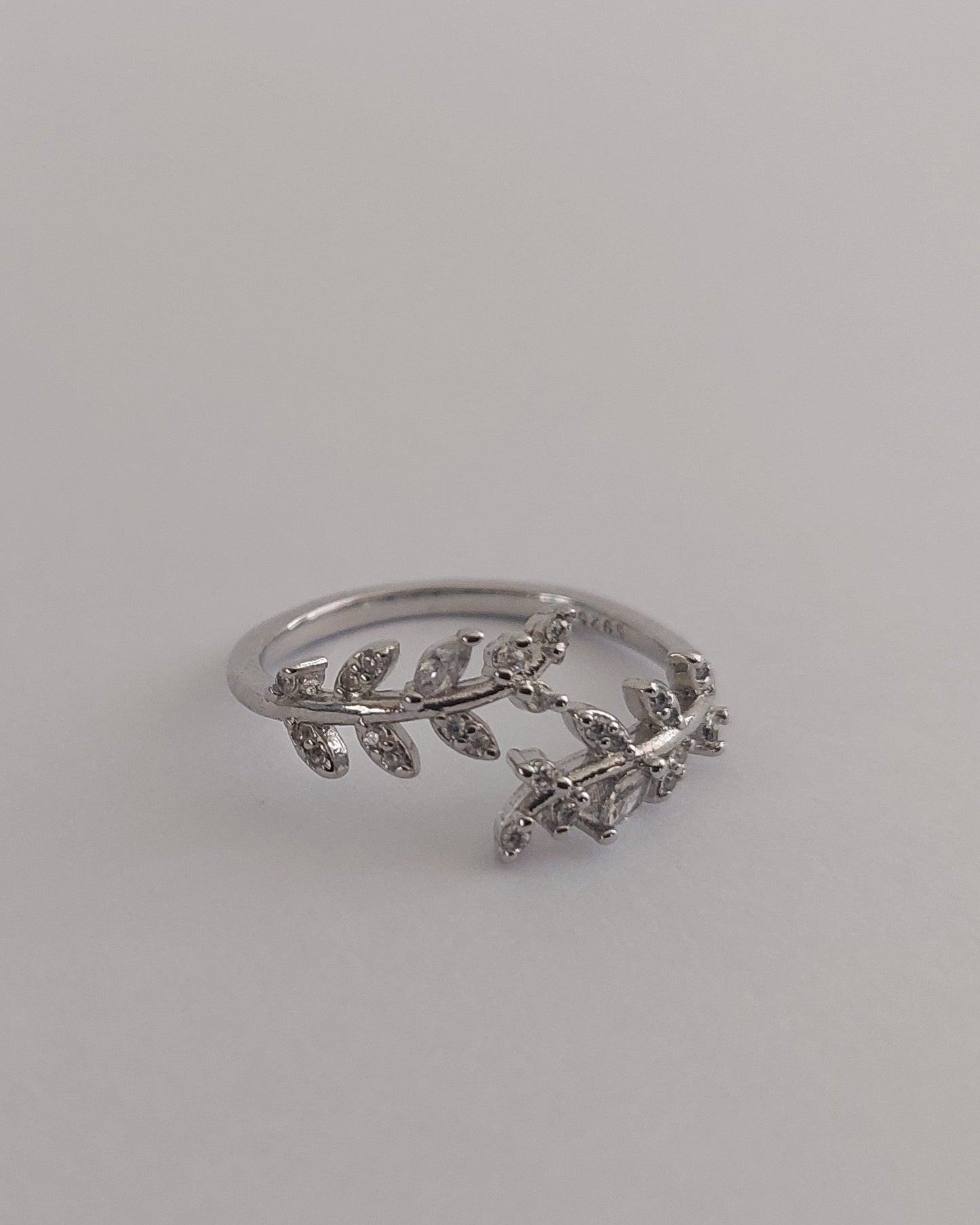 Anillo Lucia
