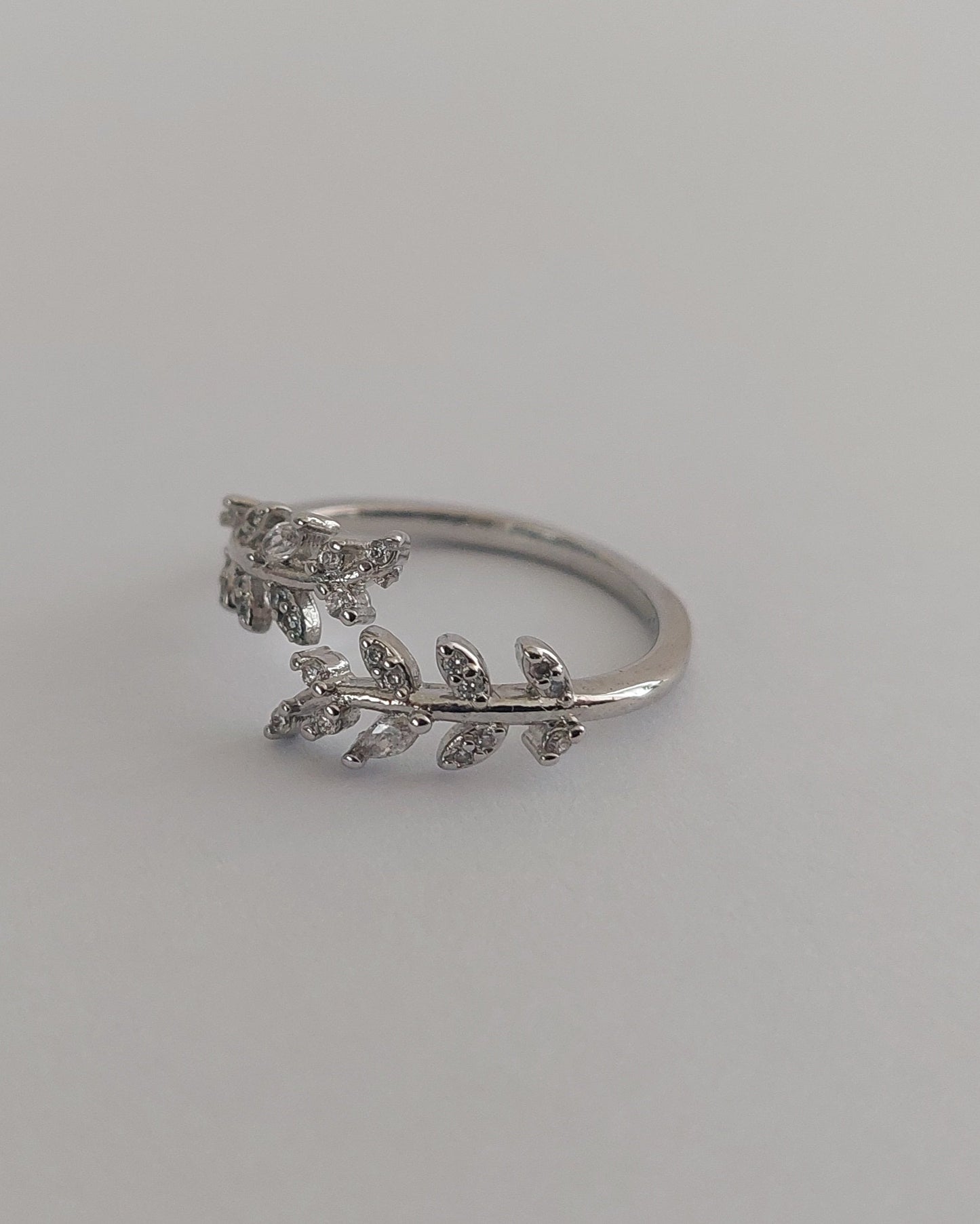 Anillo Lucia