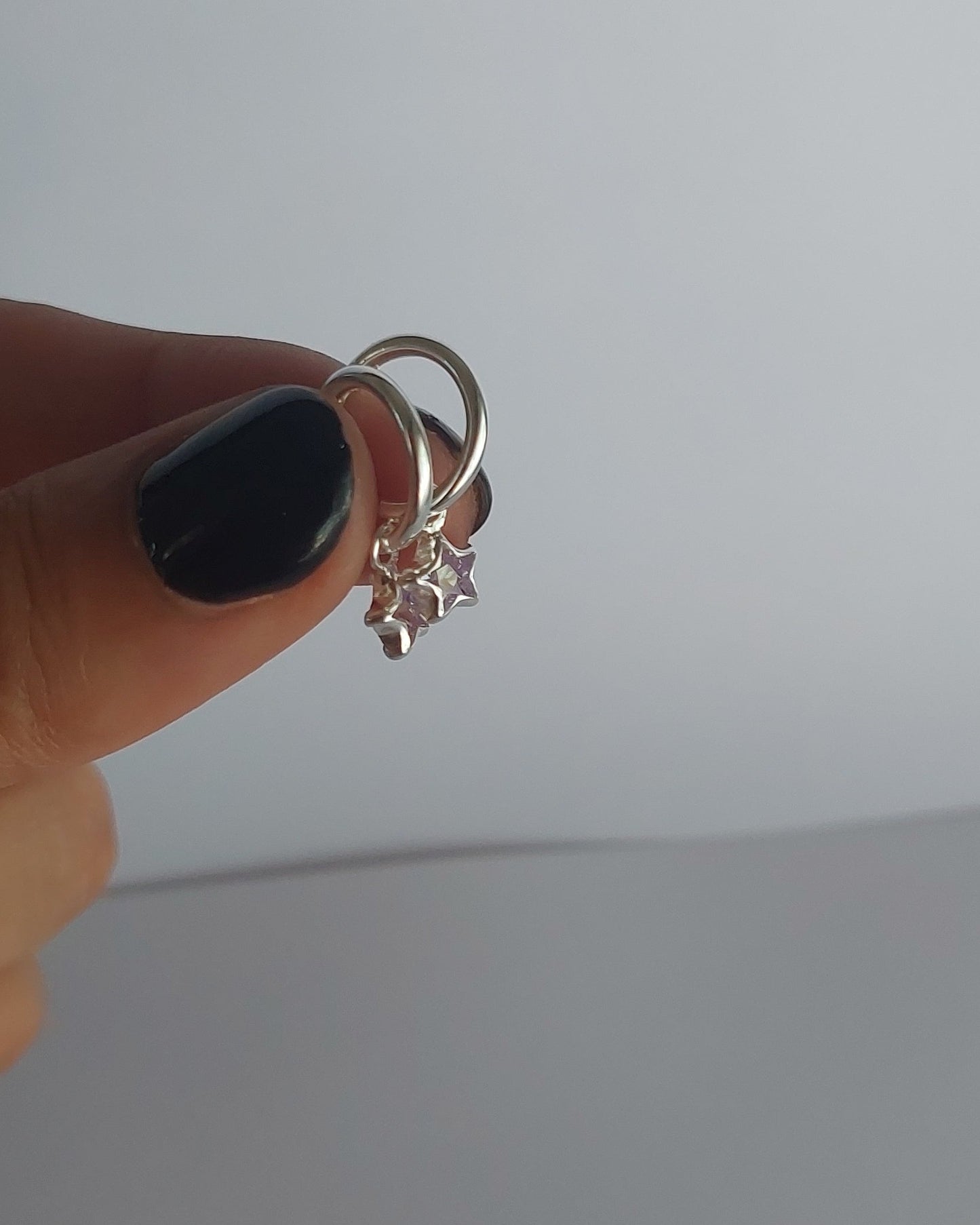 Aros con Dije Estrellita y Circonia Lila