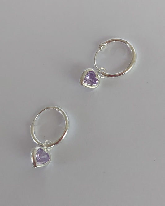 Aros con Dije Corazón y Circonia Lila
