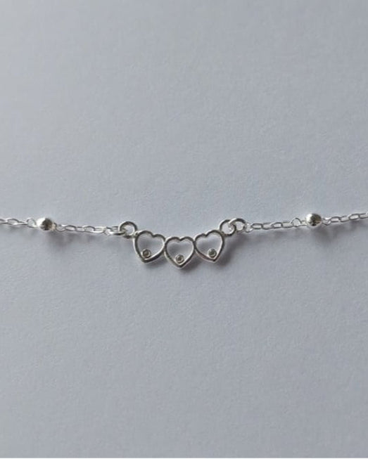 Pulsera de Plata 925 con Tres Corazones y Puntos de Luz