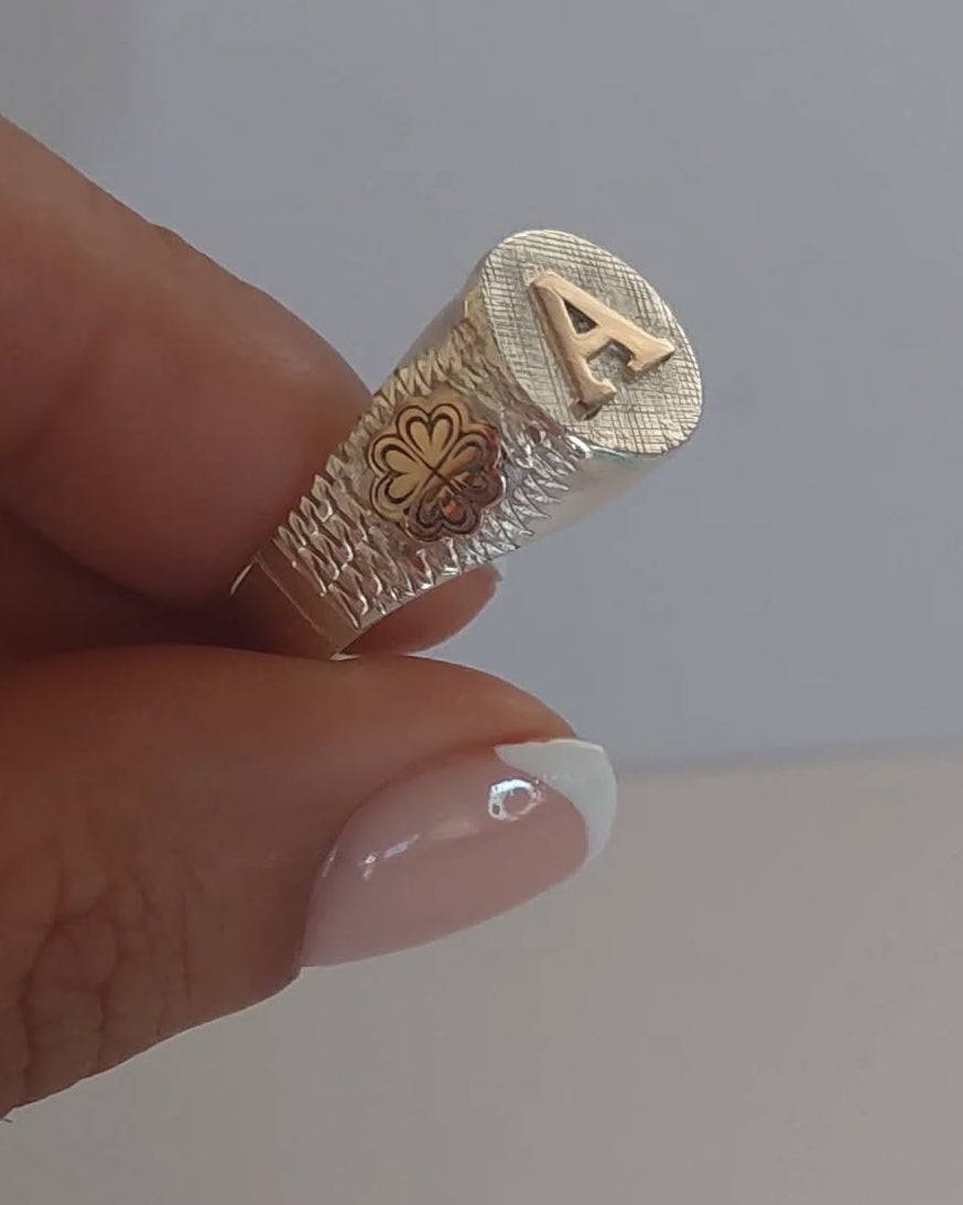 Anillo Mujer mesa redonda